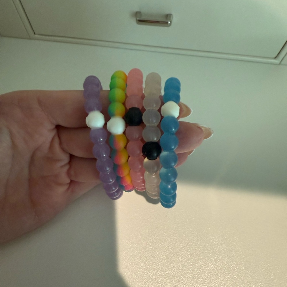 Great condition set of 5 Lokai Bracelets size medium